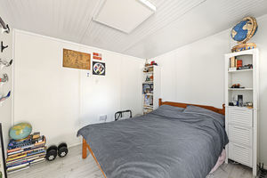 Photo 15- click for photo gallery